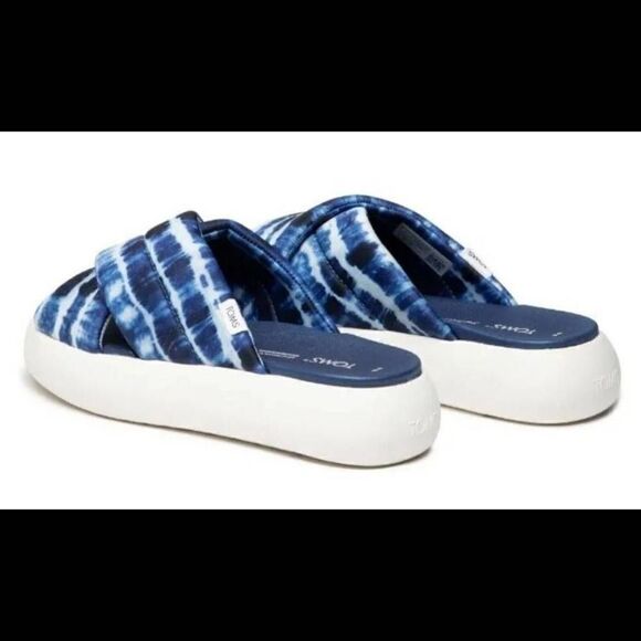 TOMS Alpargata Mallow Crossover Navy Blue Batik Slides Women’s Size 9 - NIB. - Picture 3 of 9